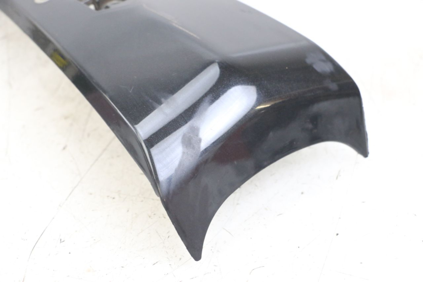photo de JONCTION CARENAGE AVANT PIAGGIO LIBERTY 125 (2009 - 2013)