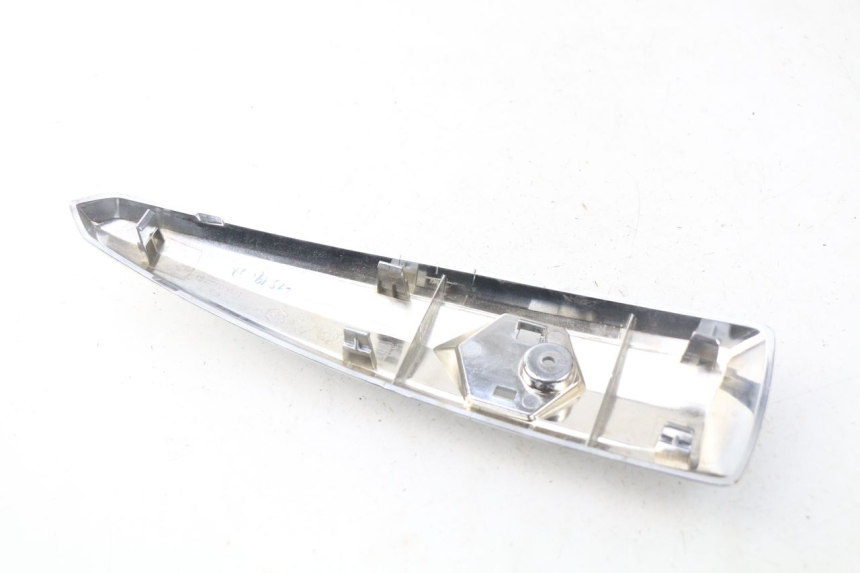 photo de JONCTION CARENAGE AVANT PIAGGIO LIBERTY IGET 4T 50 (2015 - 2020)
