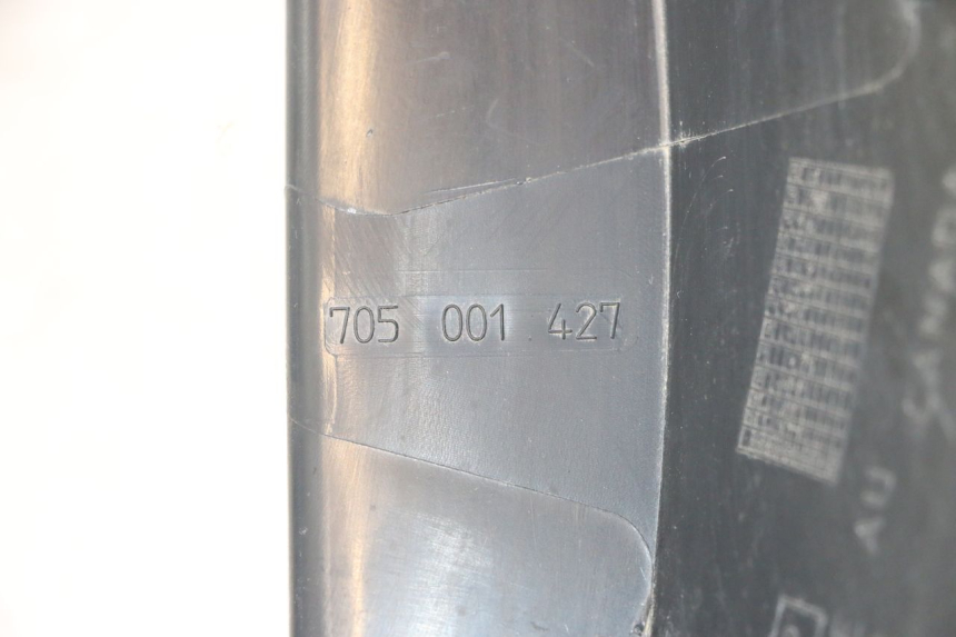 photo de JONCTION CARENAGE AVANT CAN-AM SPYDER RS 1000 (2008 - 2012) - Détail de la pièce