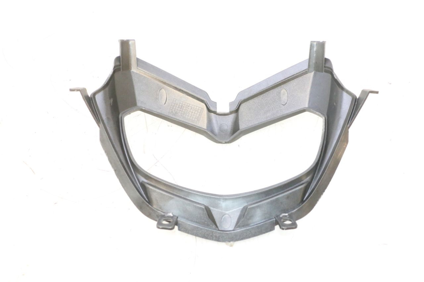photo de JONCTION CARENAGE AVANT APRILIA SR MOTARD 50 (2012 - 2018) - Gros plan technique