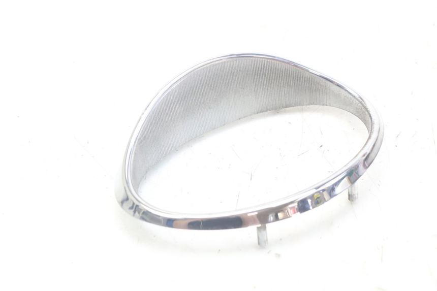 photo de JONCTION CARENAGE AVANT SUP APRILIA SCARABEO 100 (2003 - 2012)