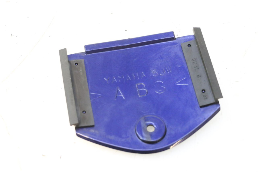photo de JONCTION CARENAGE AVANT SUP YAMAHA FJR 1300 (2001 - 2005) - Détail de la pièce