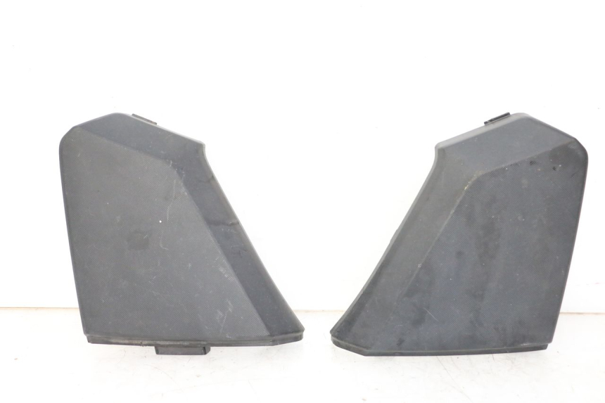 photo de JONCTION CARENAGE AVANT SUP HONDA FORZA ABS 300 (2013 - 2019)
