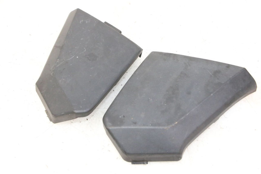 photo de JONCTION CARENAGE AVANT SUP HONDA FORZA ABS 300 (2013 - 2019)