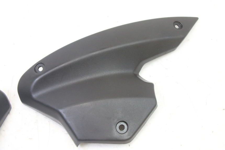 photo de JONCTION CARENAGE AVANT SUP PEUGEOT KISBEE 4T 50 (2018 - 2022)