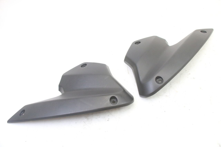 photo de JONCTION CARENAGE AVANT SUP PEUGEOT KISBEE 4T 50 (2018 - 2022)
