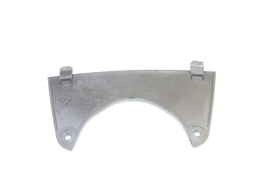 photo de JONCTION CARENAGE AVANT SUP PIAGGIO MP3 HPE 350 (2018 - 2020) - Zoom état d’usage