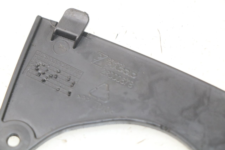 photo de JONCTION CARENAGE AVANT SUP PIAGGIO MP3 HPE 500 (2019 - 2022)