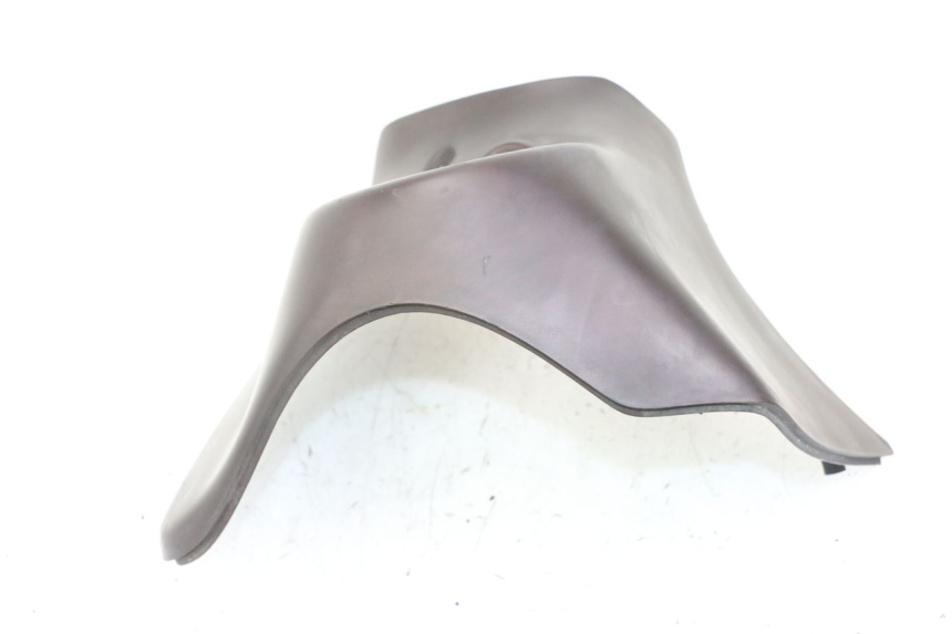 photo de JONCTION CARENAGE AVANT SUP APRILIA SCARABEO GT TOURING 125 (1999 - 2005)