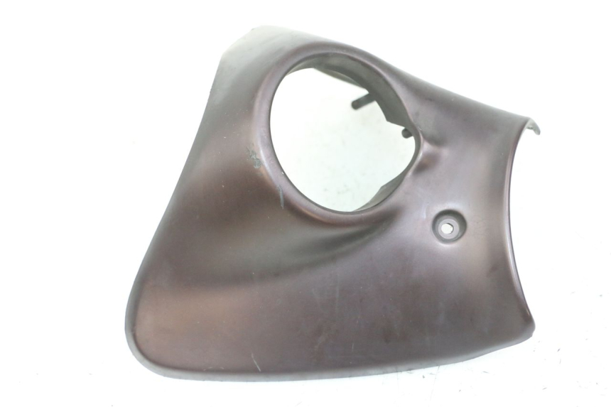 photo de JONCTION CARENAGE AVANT SUP APRILIA SCARABEO GT TOURING 125 (1999 - 2005)