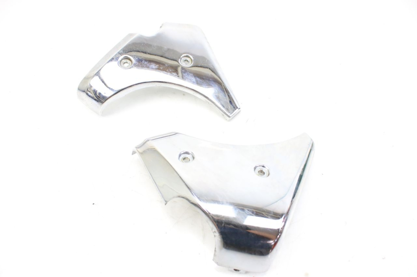 photo de JONCTION CARENAGE AVANT SUP SYM HUSKY 125 (1999 - 2005)
