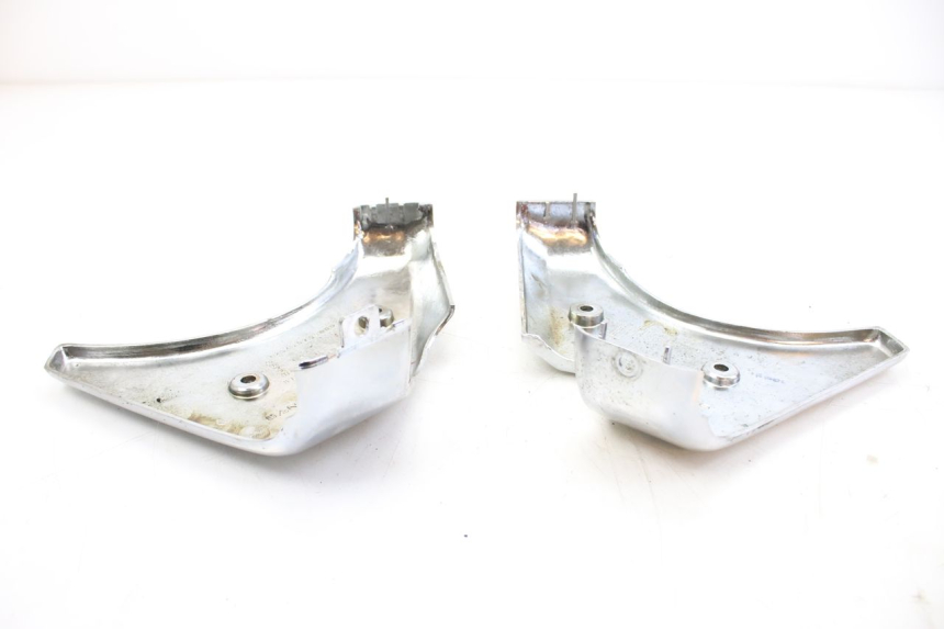 photo de JONCTION CARENAGE AVANT SUP SYM HUSKY 125 (1999 - 2005)