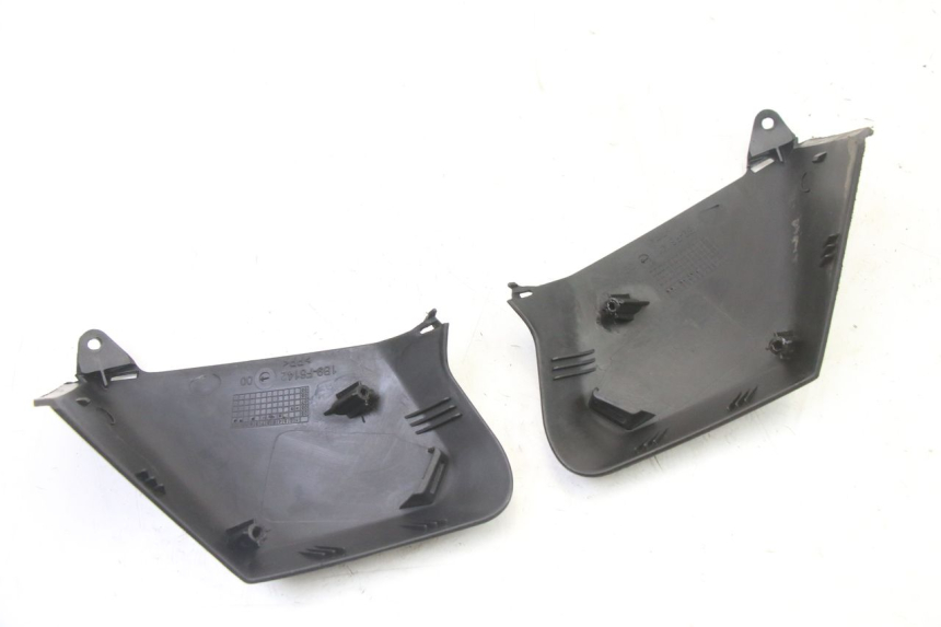 photo de JONCTION CARENAGE AVANT SUP YAMAHA XMAX X-MAX 125 (2006 - 2009)