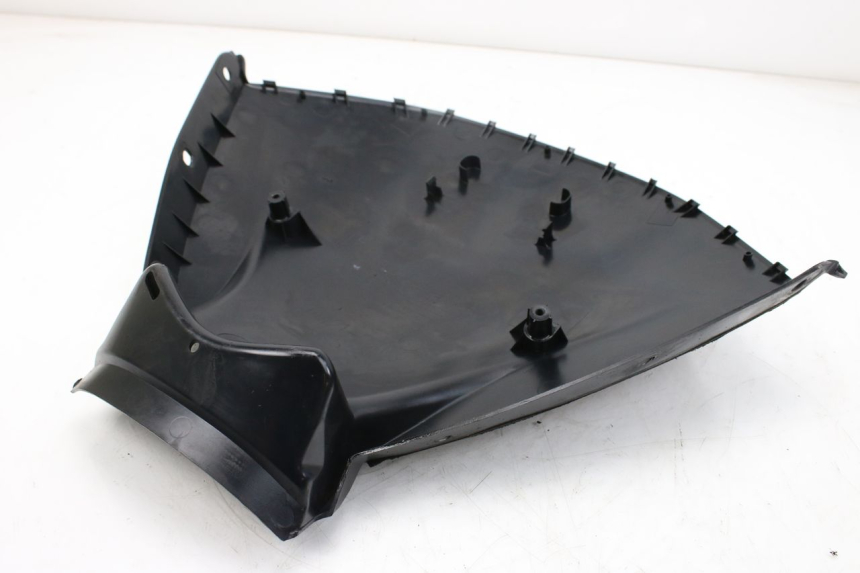 photo de JONCTION CARENAGE AVANT SUZUKI AN BURGMAN 400 (2006 - 2010)