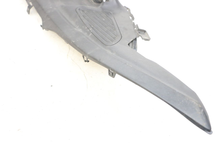 photo de JONCTION MARCHE PIED DROIT SUZUKI BURGMAN 650 (2013 - 2020)