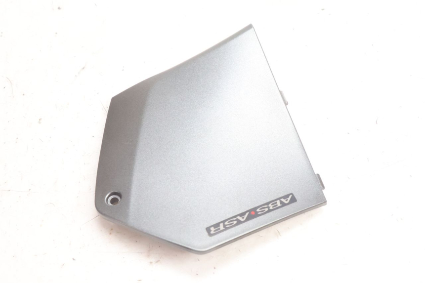 photo de JONCTION MARCHE PIED DROIT PIAGGIO MP3 500 (2016 - 2018) - Détail de la pièce