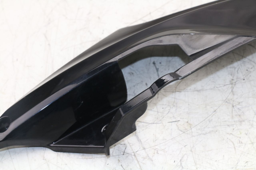 photo de JONCTION MARCHE PIED DROIT SYM GTS EFI 125 (2012 - 2016)