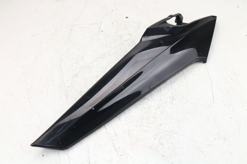 photo de JONCTION MARCHE PIED DROIT SYM GTS EFI 125 (2012 - 2016)
