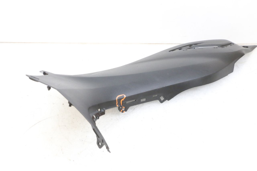 photo de JONCTION MARCHE PIED DROIT YAMAHA TRICITY 300 (2020 - 2024) - Zoom composants