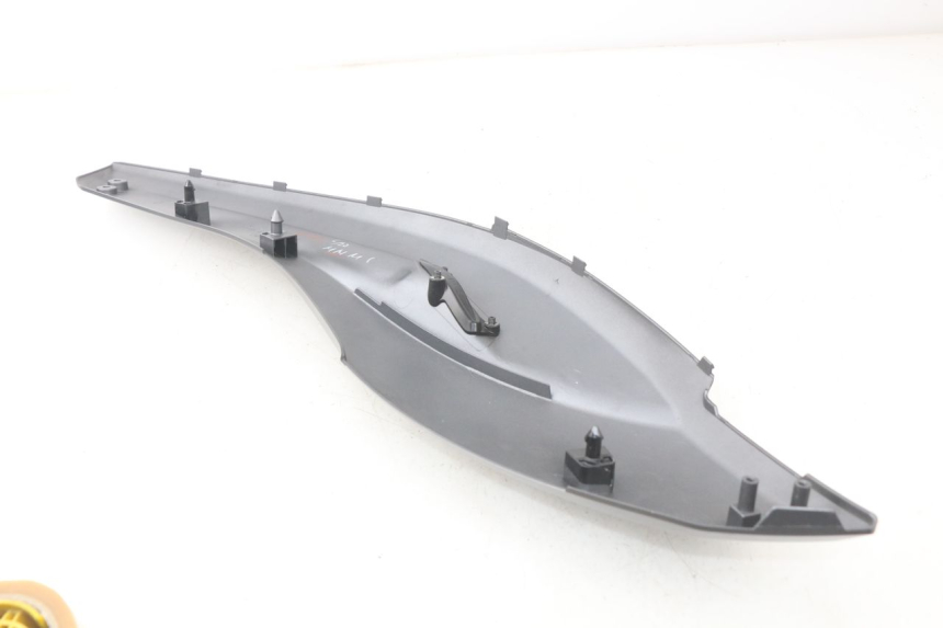 photo de JONCTION MARCHE PIED DROIT YAMAHA XP T-MAX TMAX 500 (2008 - 2012)
