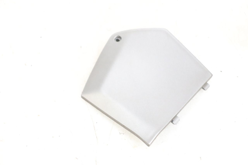 photo de JONCTION MARCHE PIED GAUCHE PIAGGIO MP3 LT 400 (2007 - 2012) - Zoom état d’usage