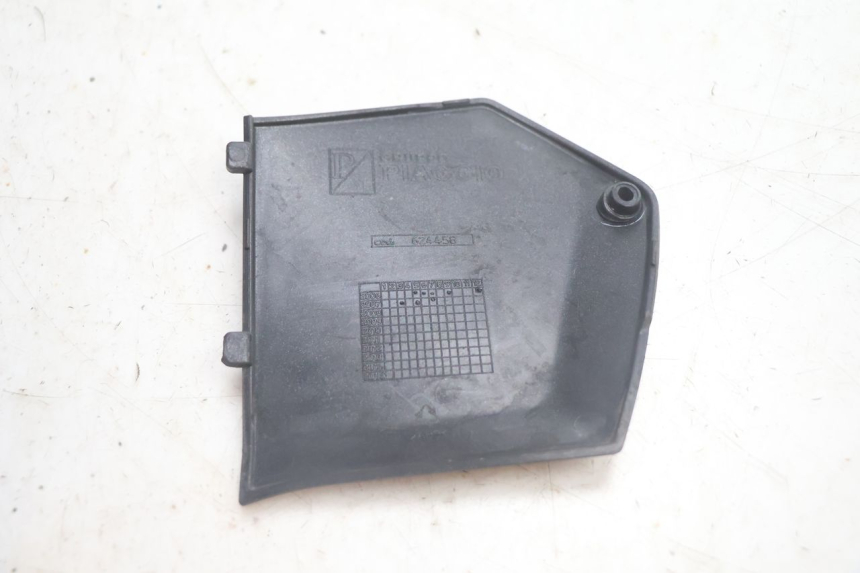 photo de JONCTION MARCHE PIED GAUCHE PIAGGIO MP3 125 (2006 - 2014) - Autre angle de vue