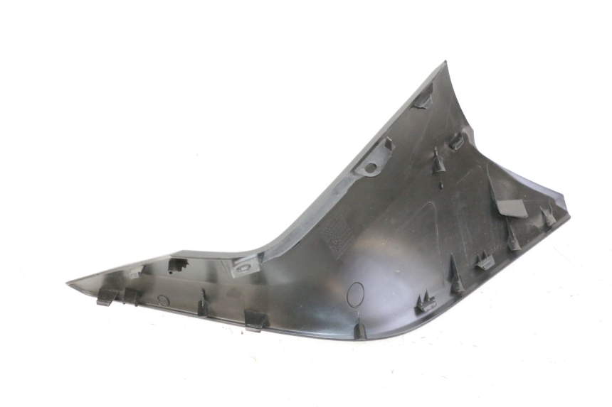 photo de JONCTION MARCHE PIED GAUCHE YAMAHA XMAX X-MAX 125 (2021 - 2025) - Détail de la pièce