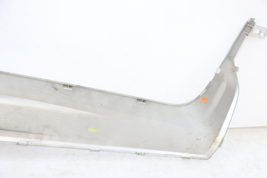 photo de JONCTION MARCHE PIED GAUCHE YAMAHA XMAX X-MAX 125 (2006 - 2009) - Vue produit