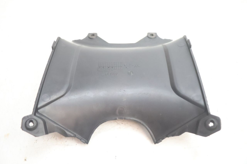 photo de JONCTION MARCHE PIED GILERA GP 800 (2007 - 2013) - Autre angle de vue