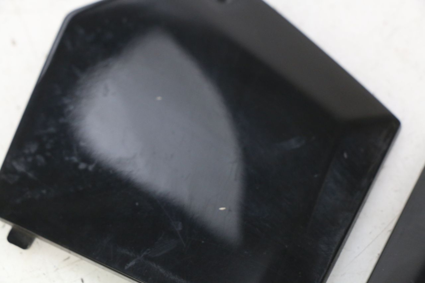 photo de JONCTION MARCHE PIED PIAGGIO MP3 500 (2011 - 2015)