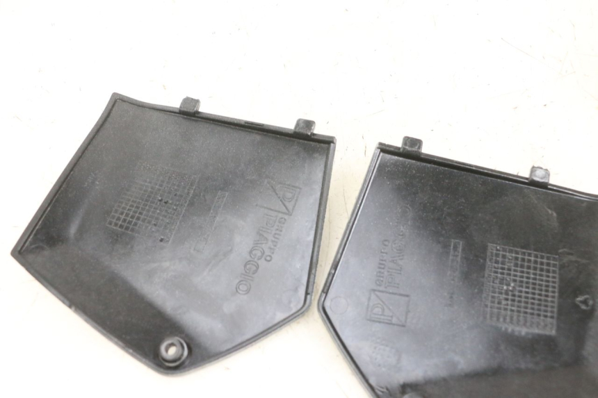 photo de JONCTION MARCHE PIED PIAGGIO MP3 RL 250 (2007 - 2010) - Détail de la pièce