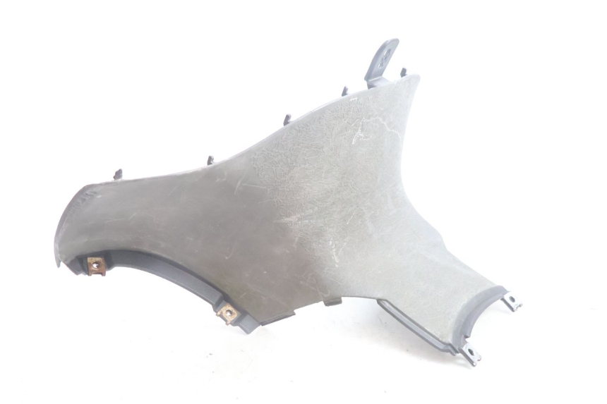 photo de JONCTION MARCHE PIED APRILIA SCARABEO GT 125 (1999 - 2007) - Zoom état d’usage