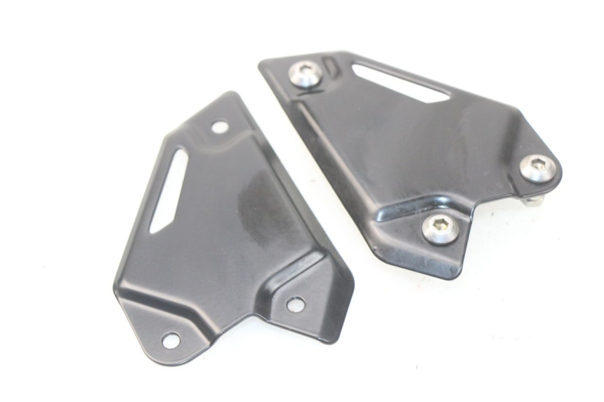 photo de JONCTION MARCHE PIED KAWASAKI Z Z900 900 (2017 - 2019)