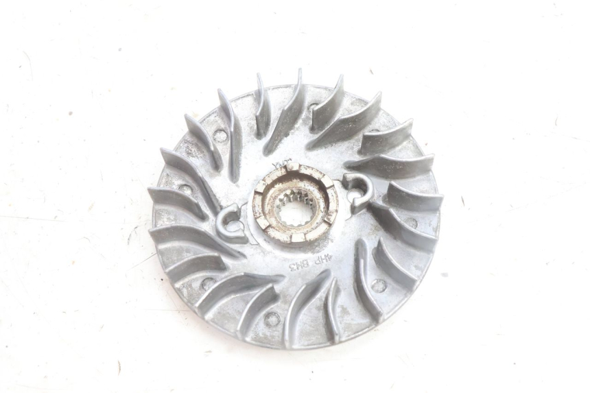photo de JOUE FIXE YAMAHA BW'S BWS 125 (2010 - 2013) - Vue principale
