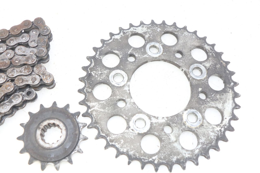 photo de KIT CHAINE HONDA CB 500 (1997 - 2003) - Gros plan technique