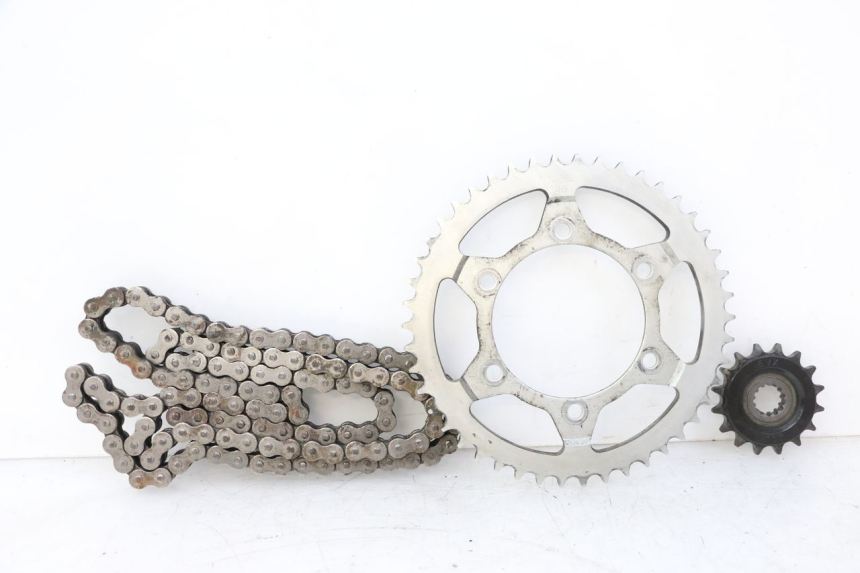 photo de KIT CHAINE YAMAHA FZ6 FAZER S2 600 (2007 - 2011)