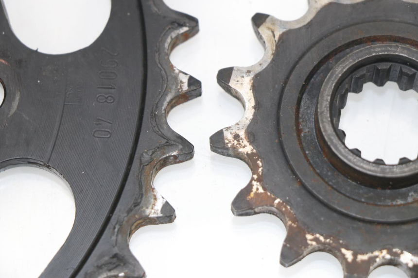 photo de KIT CHAINE KAWASAKI ZX-6R ZX6R 600 (2000 - 2002)