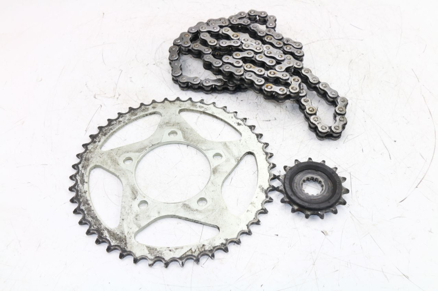 photo de KIT CHAINE SUZUKI SFV GLADIUS 650 (2009 - 2015)