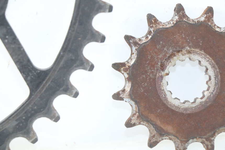 photo de KIT CHAINE SUZUKI SV S ABS 650 (2003 - 2009)