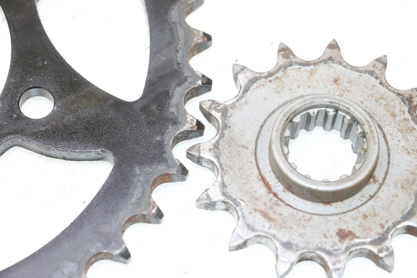 photo de KIT CHAINE KAWASAKI ZX-6R ZX6R 600 (2000 - 2002) - Points de fixation