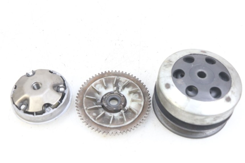 photo de KIT EMBRAYAGE VARIATEUR UNIVERSAL BIKE RETRO 50 (2019 - 2023)