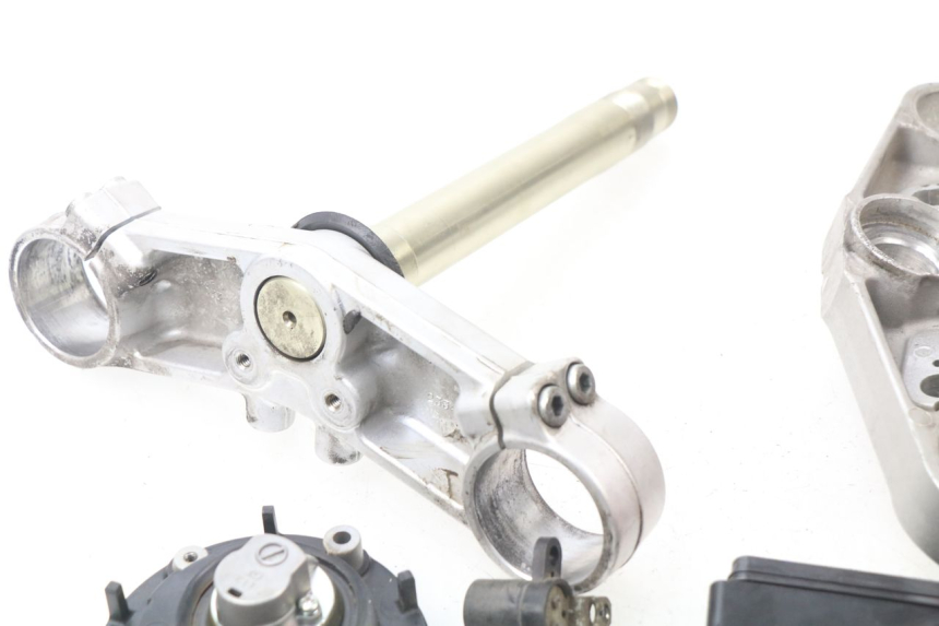 photo de KIT SERRURE CLE CDI NEIMAN YAMAHA FJR ABS 1300 (2006 - 2012)