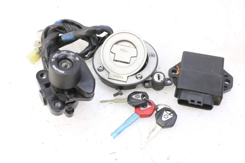 photo de KIT SERRURE CLE CDI NEIMAN YAMAHA FZ6 FAZER S2 600 (2007 - 2011)