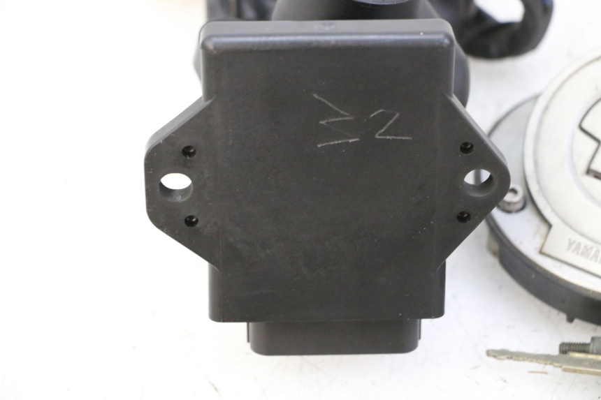 photo de KIT SERRURE CLE CDI NEIMAN YAMAHA FZ6 FAZER S2 600 (2007 - 2011)