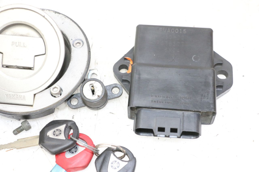 photo de KIT SERRURE CLE CDI NEIMAN YAMAHA FZ6 FAZER S2 600 (2007 - 2011)