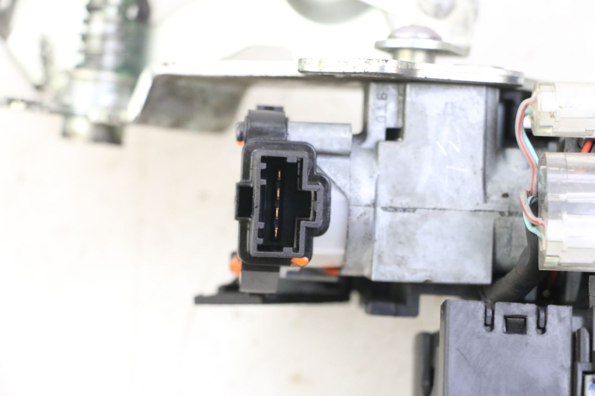 photo de KIT SERRURE CLE CDI NEIMAN HONDA FORZA 125 (2021 - 2025)