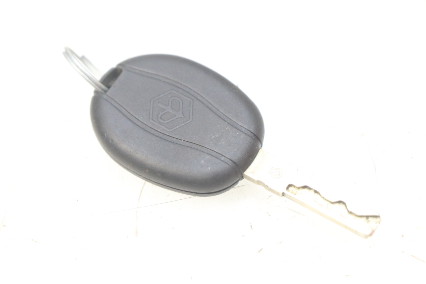 photo de KIT SERRURE CLE CDI NEIMAN PIAGGIO MP3 500 (2014 - 2016)