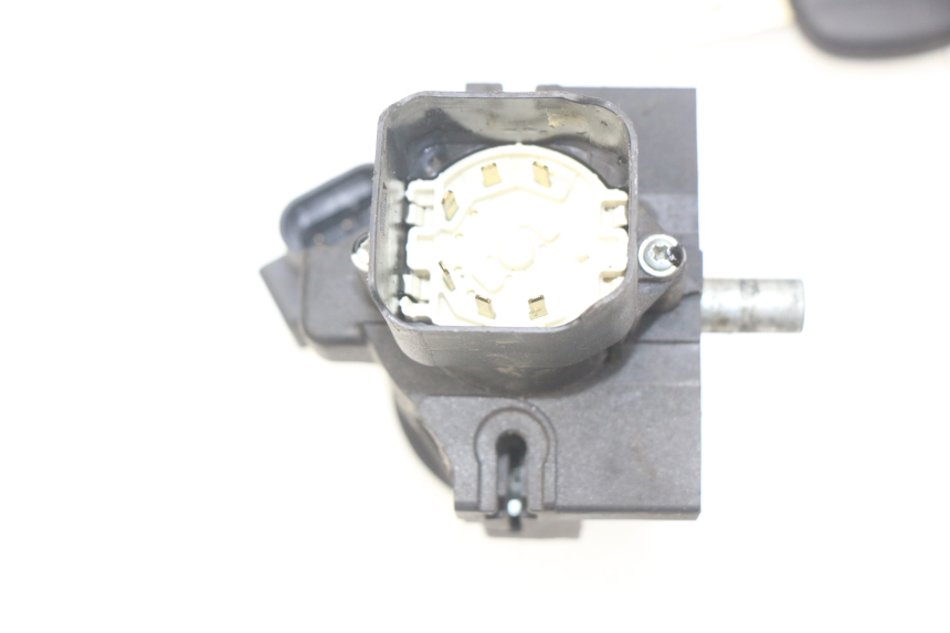 photo de KIT SERRURE CLE CDI NEIMAN PIAGGIO MP3 500 (2014 - 2016)