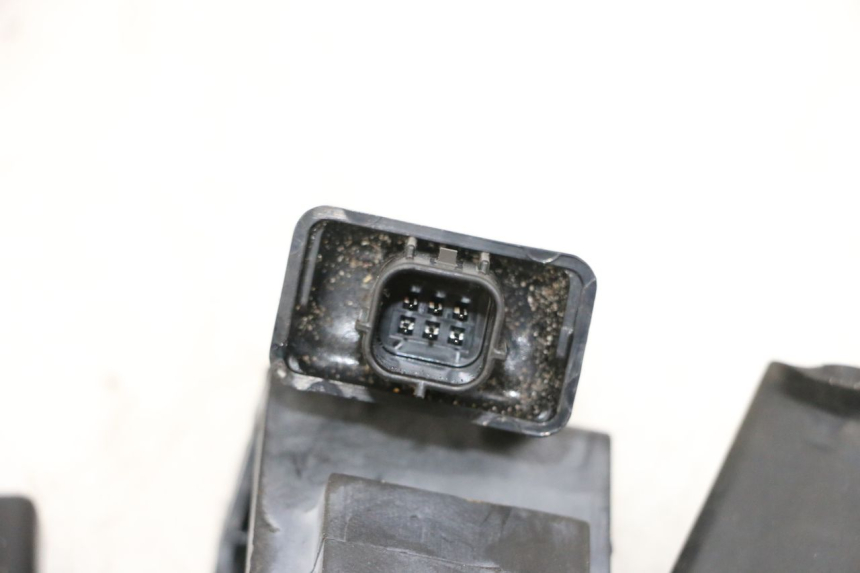 photo de KIT SERRURE CLE CDI NEIMAN YAMAHA NEO'S CORE 1 (2022 - 2026) - Zoom composants