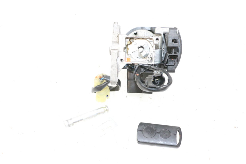 photo de KIT SERRURE CLE CDI NEIMAN YAMAHA NEO'S CORE 1 (2022 - 2026) - Points de fixation